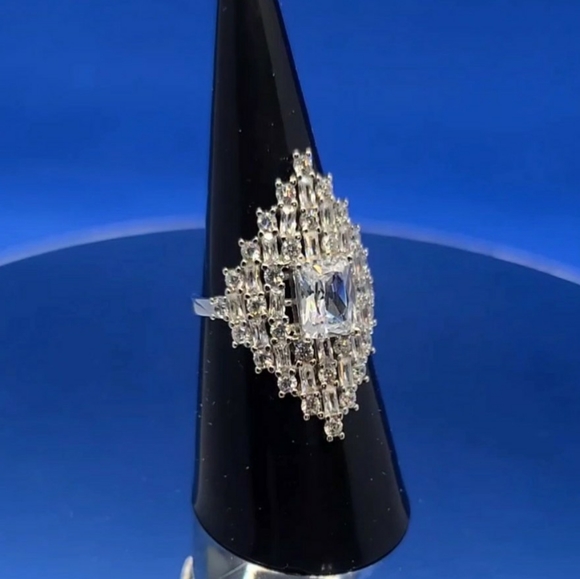 NWT Lustro Stella White Cubic Zirconia Ring in Platinum over Sterling Silver - Picture 7 of 12